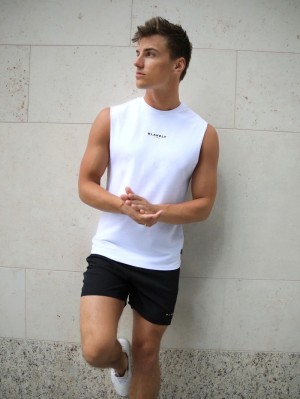Blakely Universal Sleeveless Tee Vita | 5079643-AY